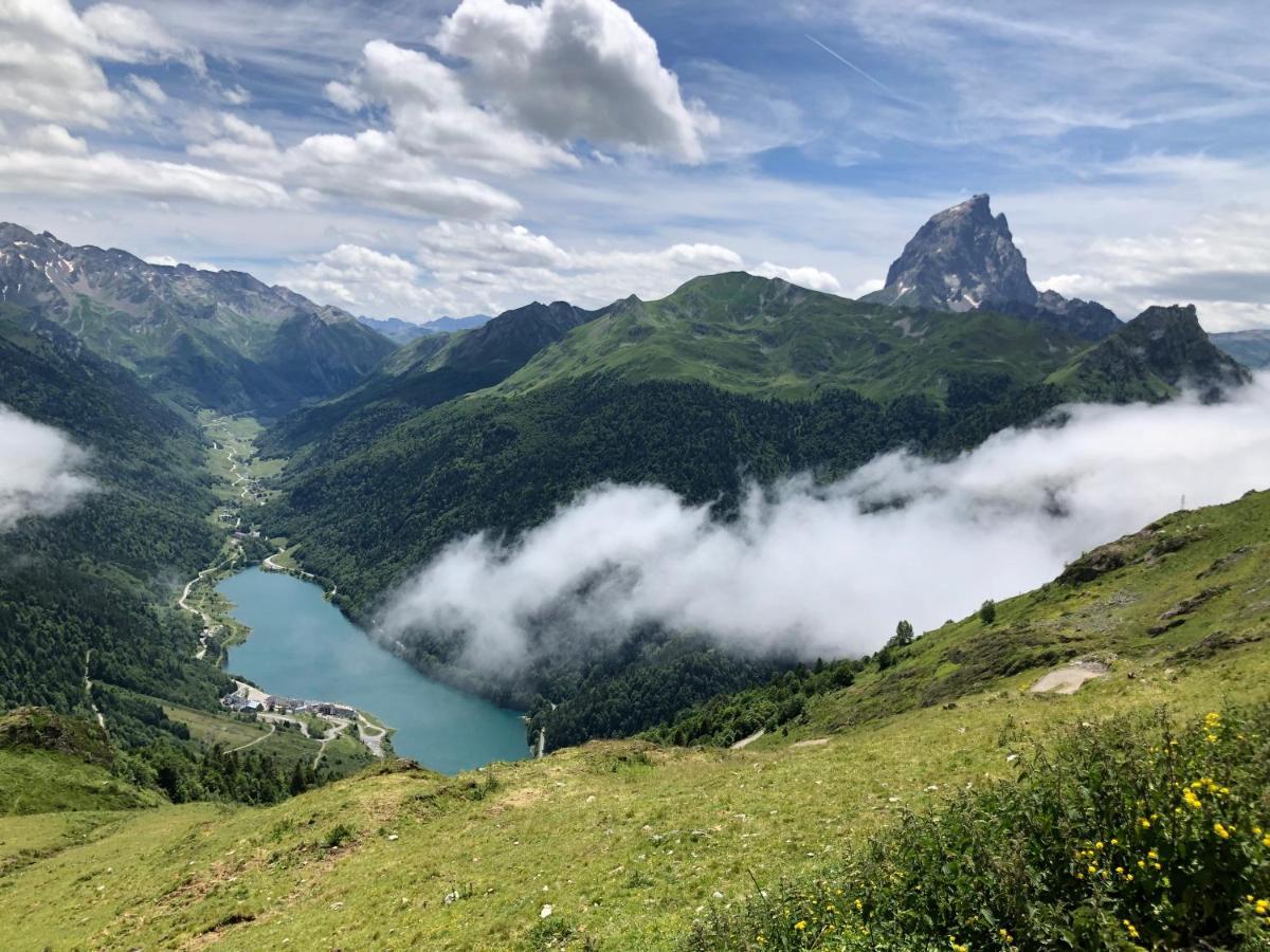 Chateau Porthos Tranquillite Des Pyrenees Lanne-en-Baretous Exteriör bild