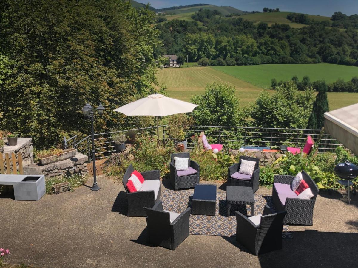 Chateau Porthos Tranquillite Des Pyrenees Lanne-en-Baretous Exteriör bild