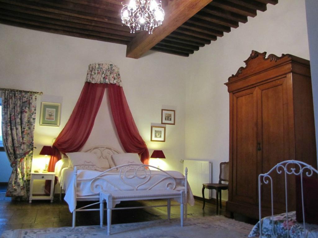Chateau Porthos Tranquillite Des Pyrenees Lanne-en-Baretous Exteriör bild